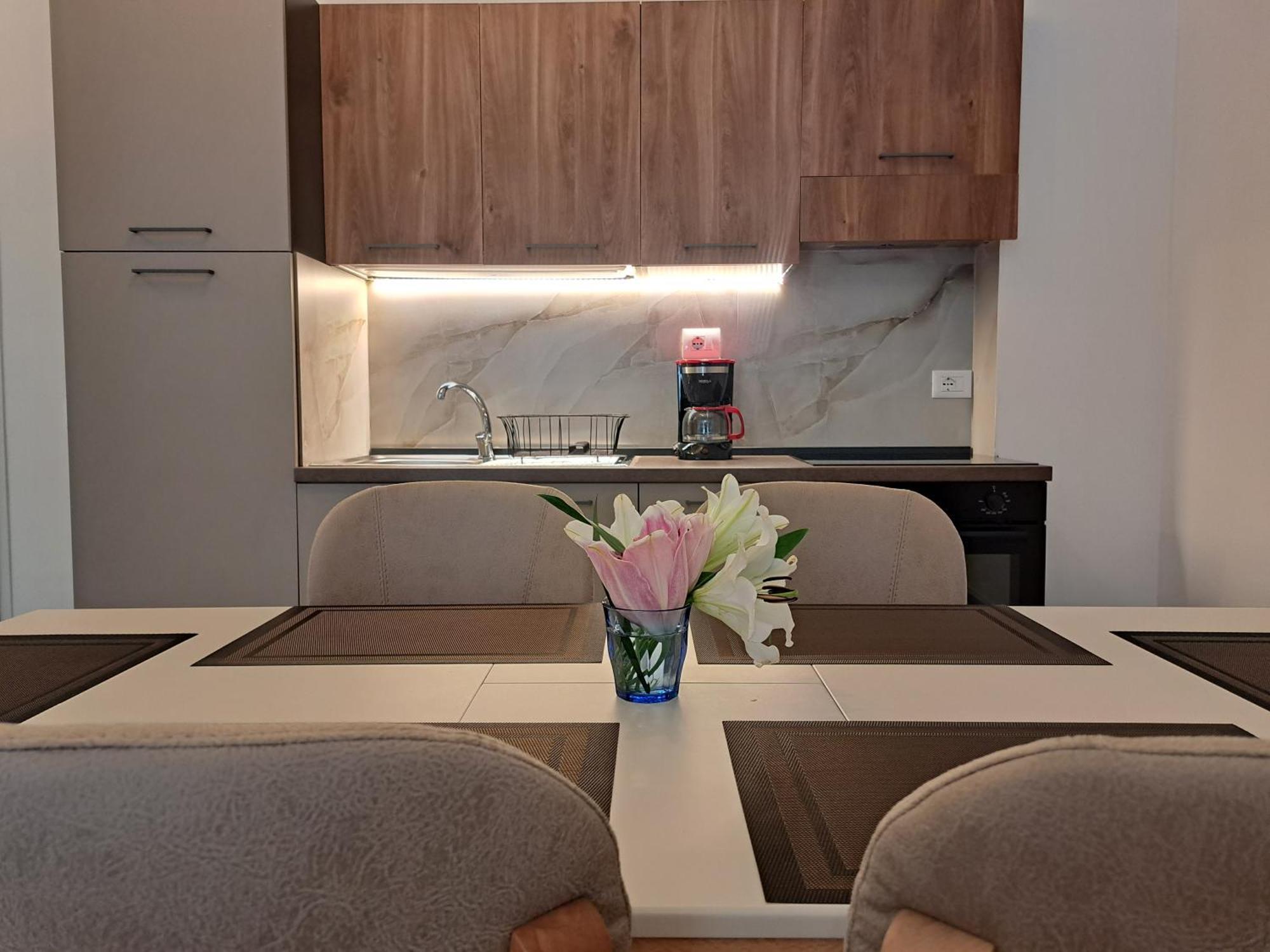 Mamani Apartments Saranda Экстерьер фото